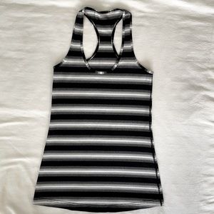 Lulu cool racerback tank excellent condition size6